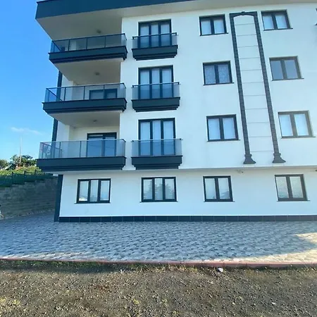 Seyrantepe Apartment